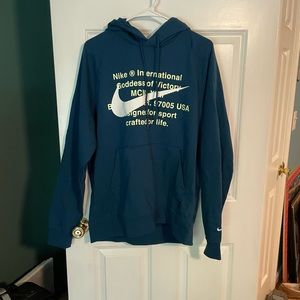 Nike sweatshirt